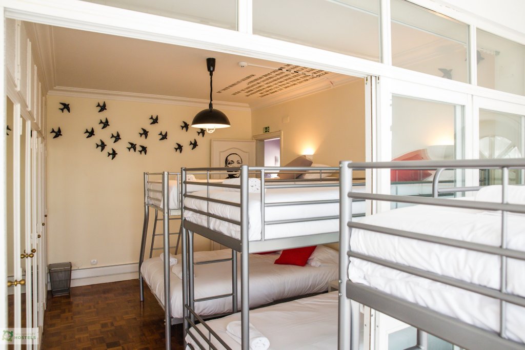 Фото Help Yourself Hostels Carcavelos Coast