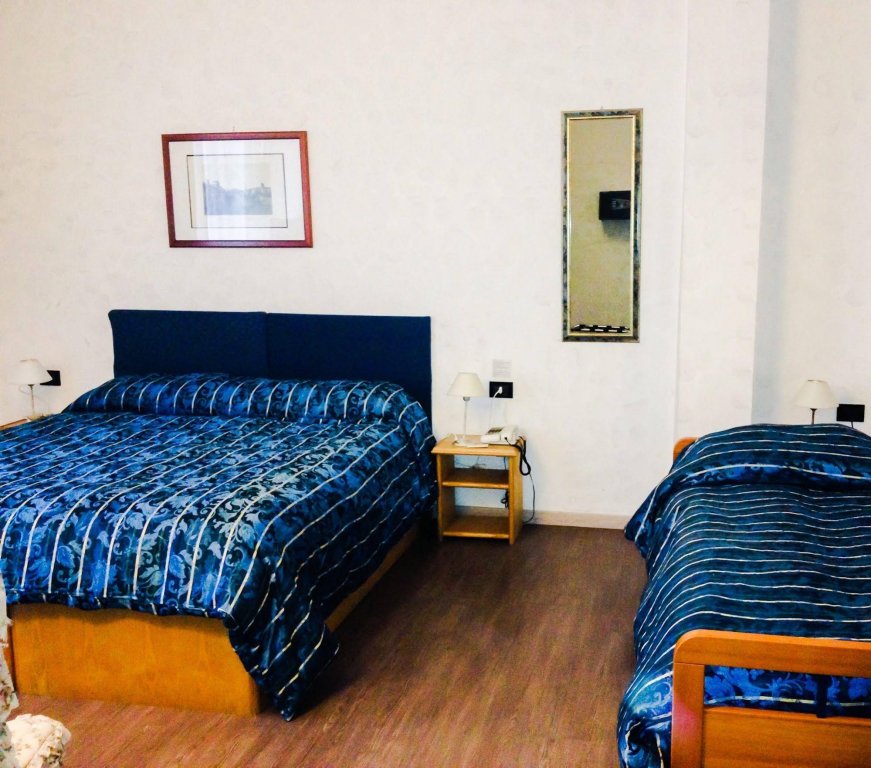 Фото Hotel Leopoldo