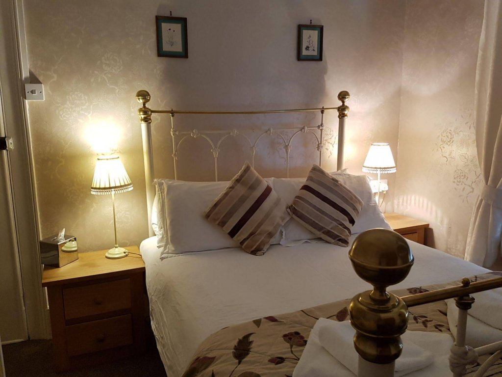 Фото Castle Guest House