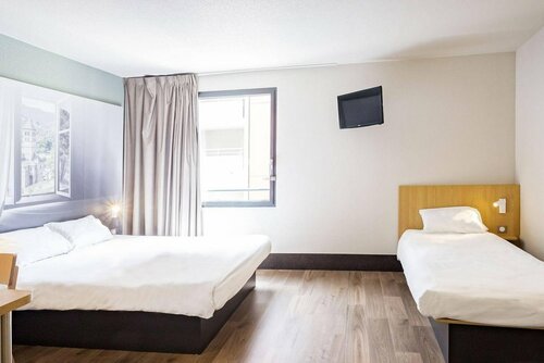 Гостиница B&b Hotel Corbeil-Essonnes в Корбей-Эсоне