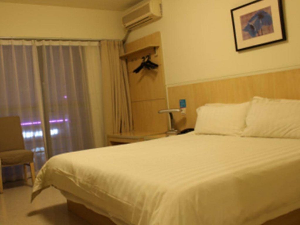 Фото Jinjiang Inn Maidelong Dongguan