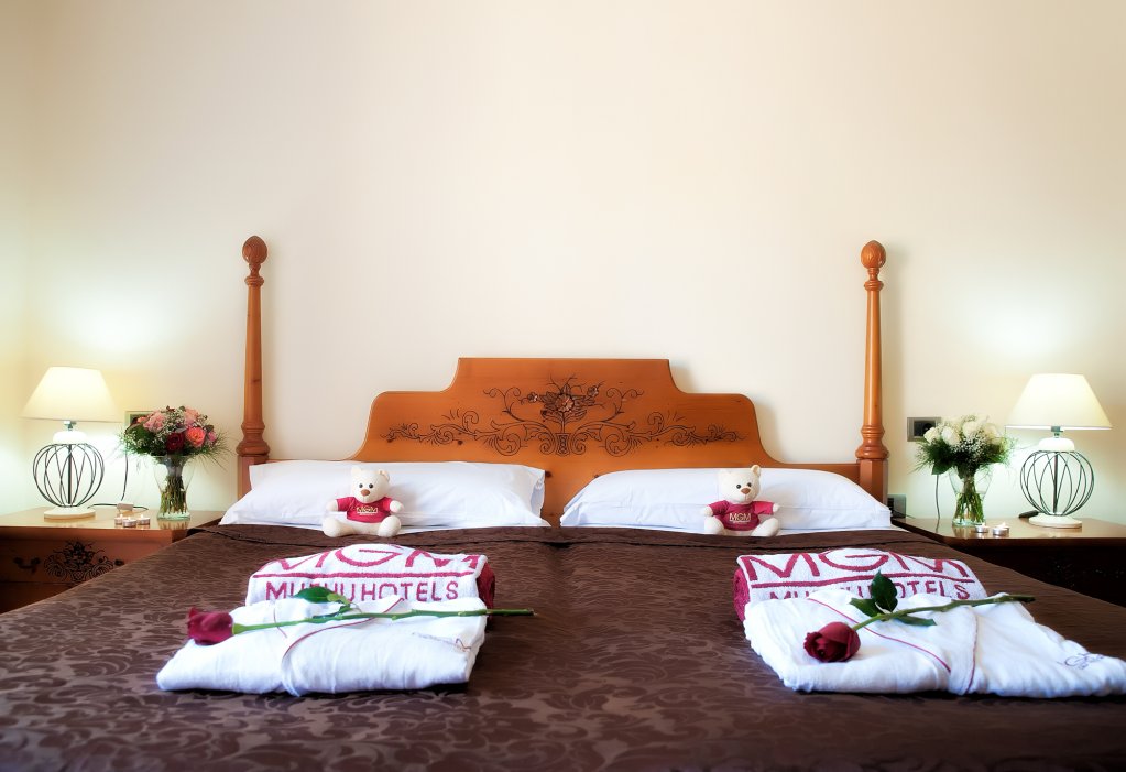 Фото Grand Muthu Golf Plaza Hotel & Spa