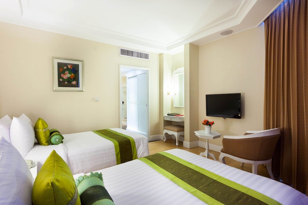 Фото Hotel Windsor Suites Bangkok