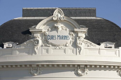 Гостиница Cures Marines Trouville Hôtel Thalasso & SPA - MGallery by Sofitel в Трувиль-сюр-Мере