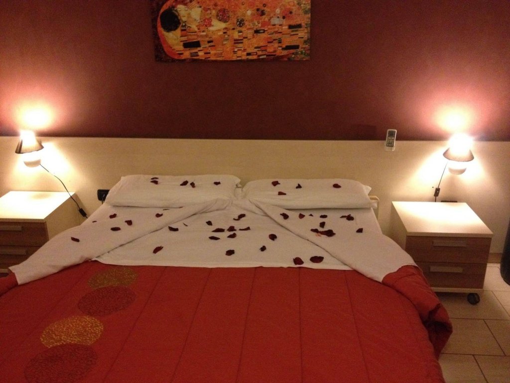 Фото L'incontro Suite B&b