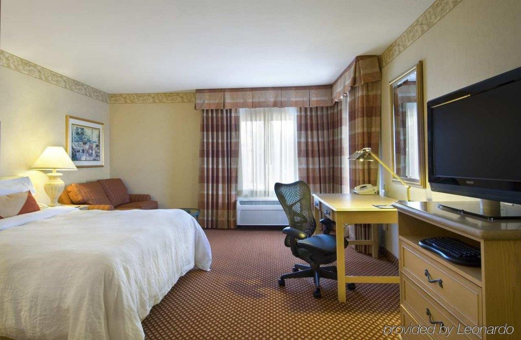 Фото Hilton Garden Inn Flagstaff