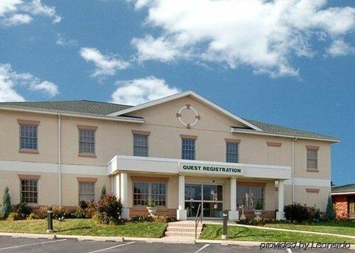 Гостиница Quality Inn And Suites Skyways в Штате Делавэр