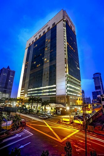 Внешний вид отеля New York Hotel в Джохор-Бару, фото 1
