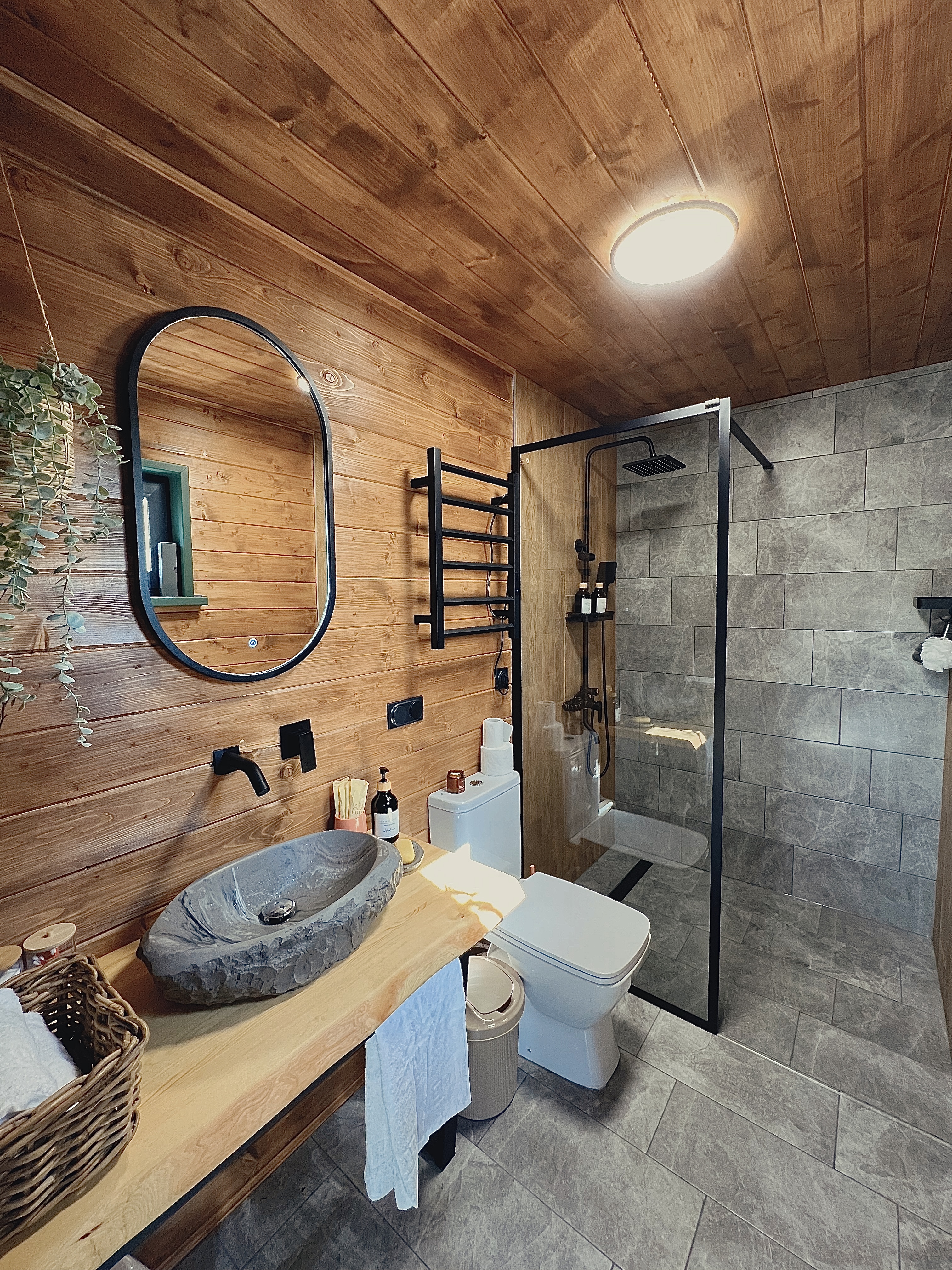 Фото Амбарн