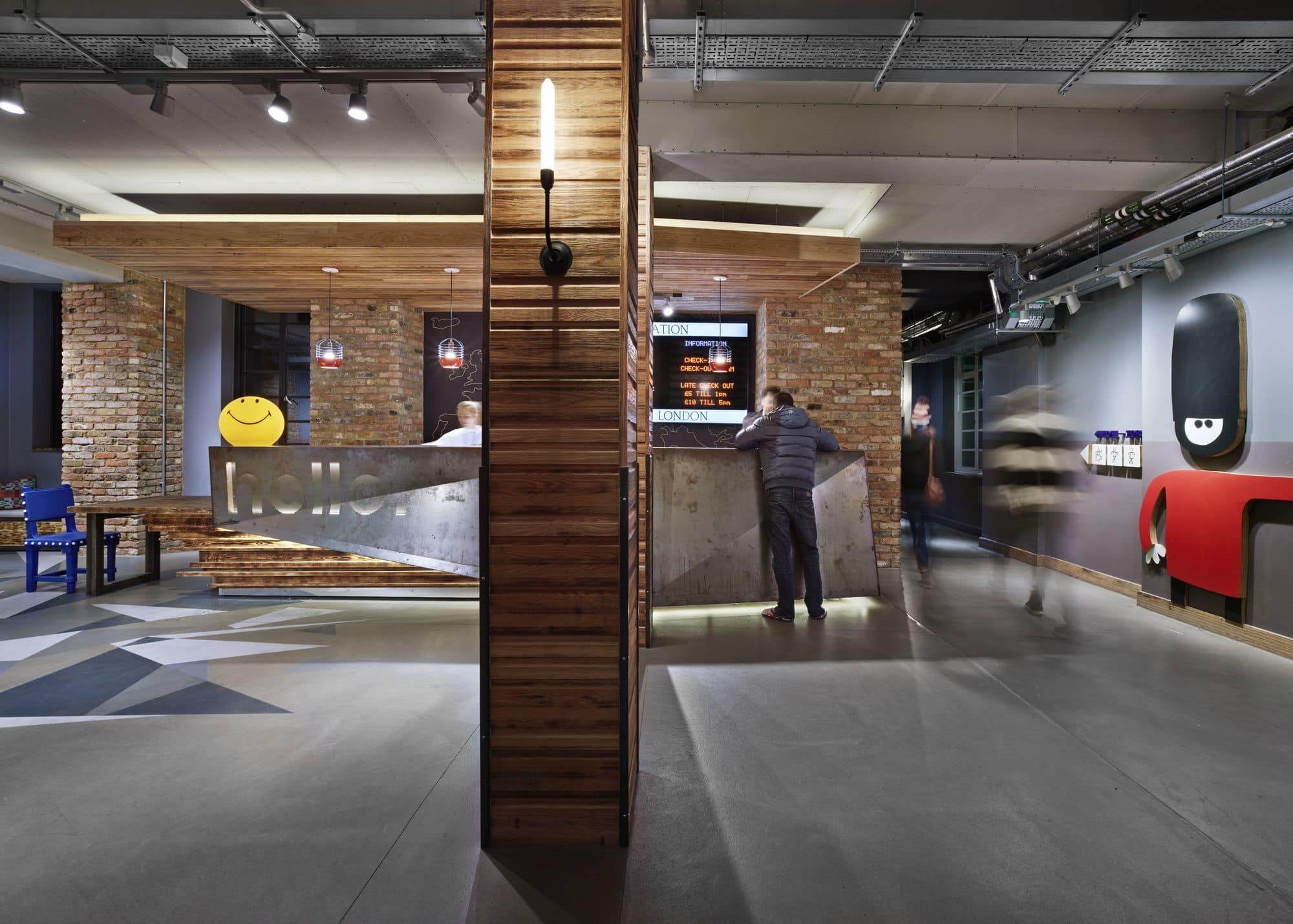 Фото Generator London