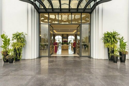 Гостиница Vinpearl Discovery Ha Tinh в Провинции Хатинь