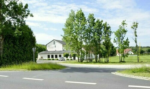 Гостиница Hotel-Gasthof Am Forsthof в Зульцбах-Розенберге