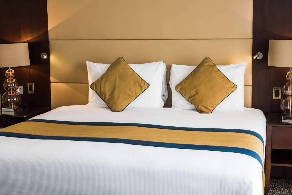 Фото Leonardo Royal Southampton Grand Harbour