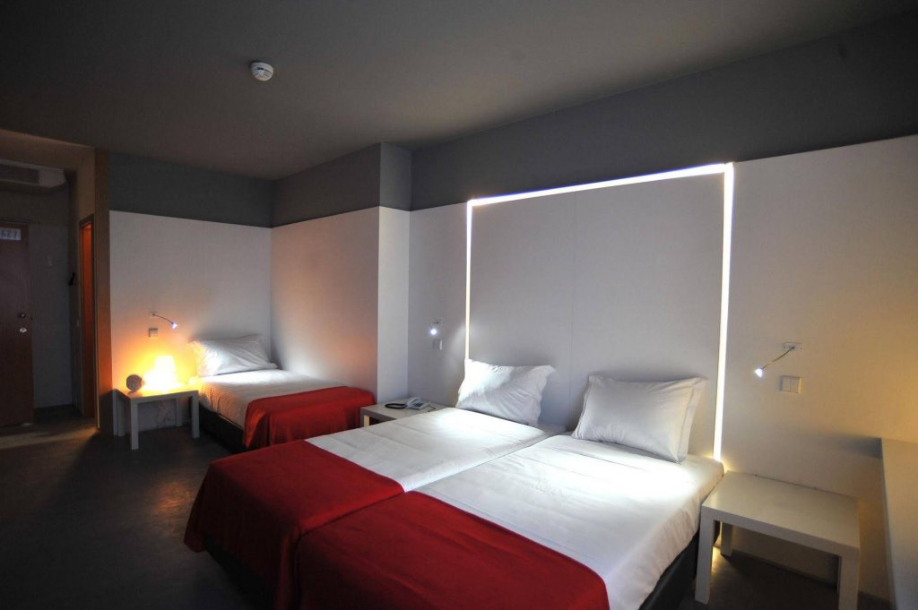 Фото Basic Braga by Axis