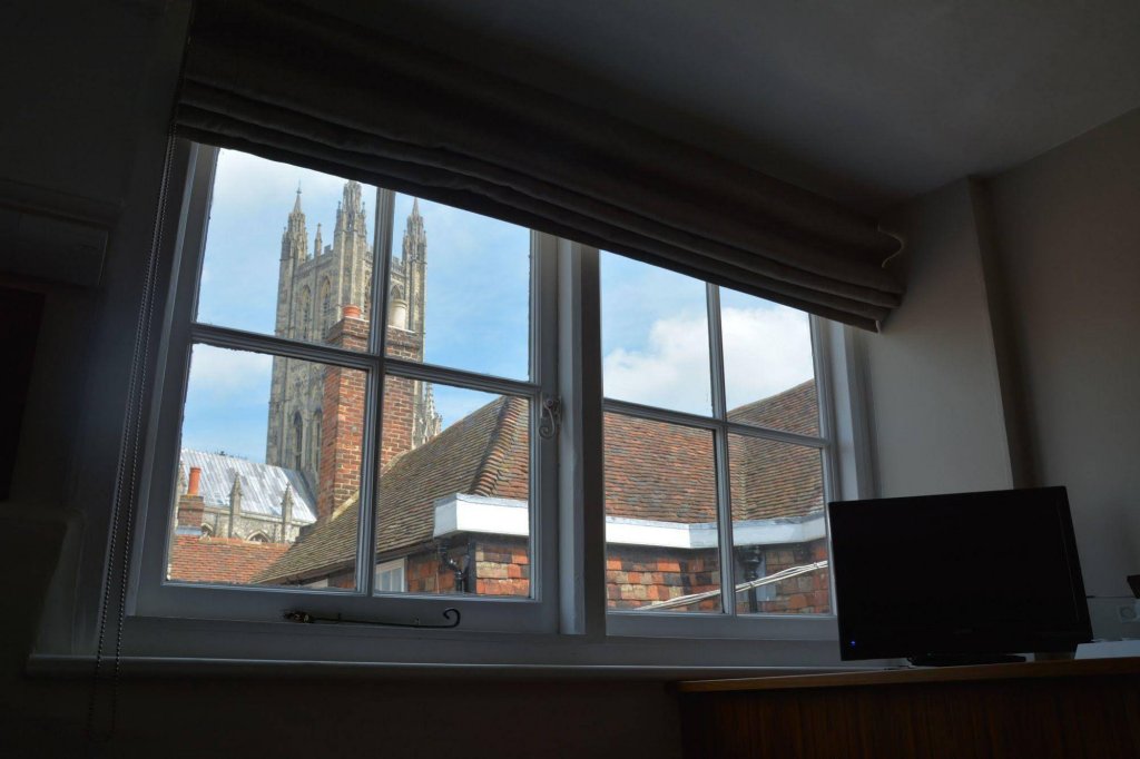 Фото Cathedral Gate Hotel