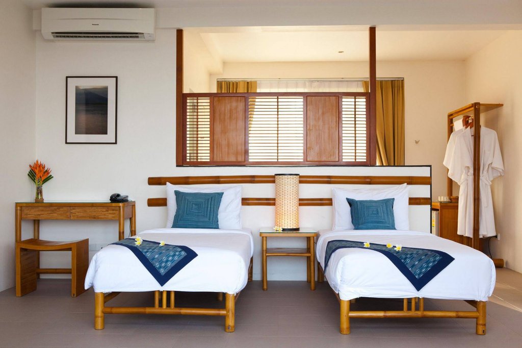 Фото The River Resort