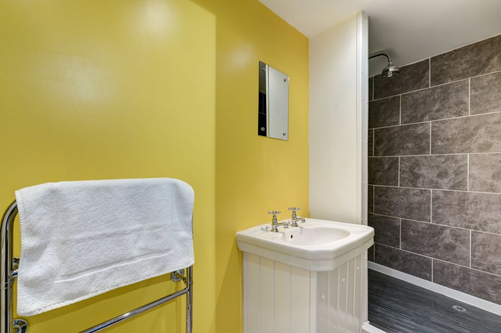 Фото Commodore Hotel