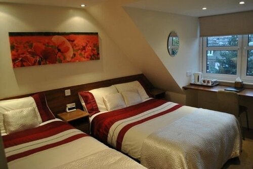 Внешний вид отеля Allison House 16 Guesthouse в Эдинбурге, фото 2