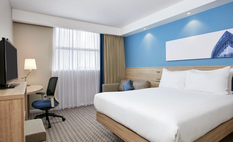 Фото Hampton by Hilton Glasgow Central