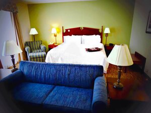 Comfort Inn & Suites (United States Route 119), hotel