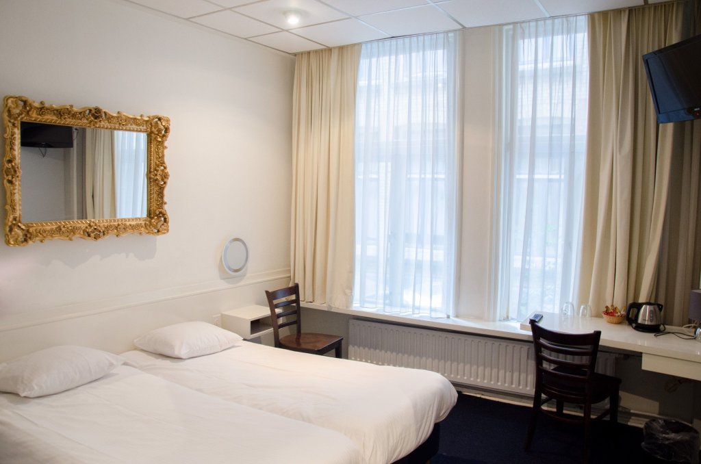 Фото Grand Hotel Central