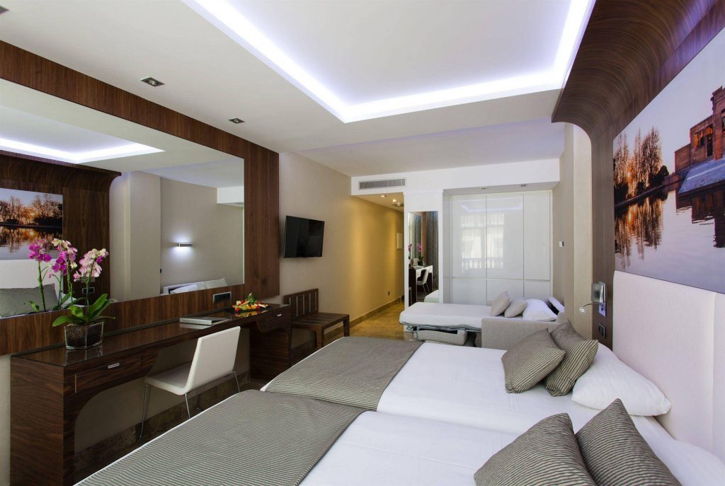 Фото Vp Jardín de Recoletos