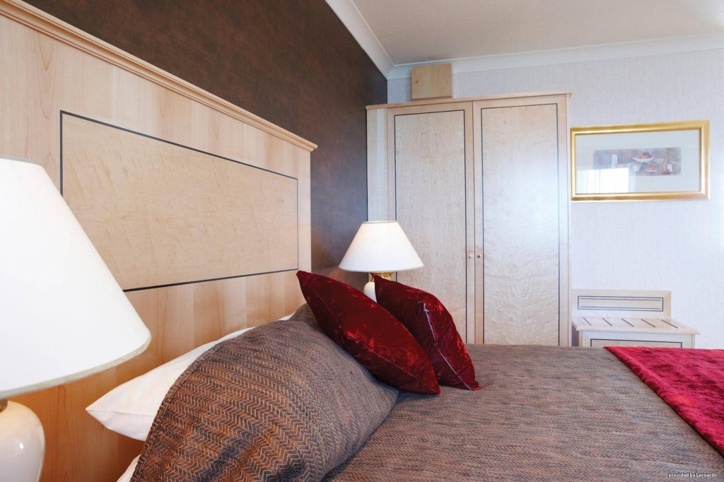 Фото Best Western Frodsham Forest Hills Hotel