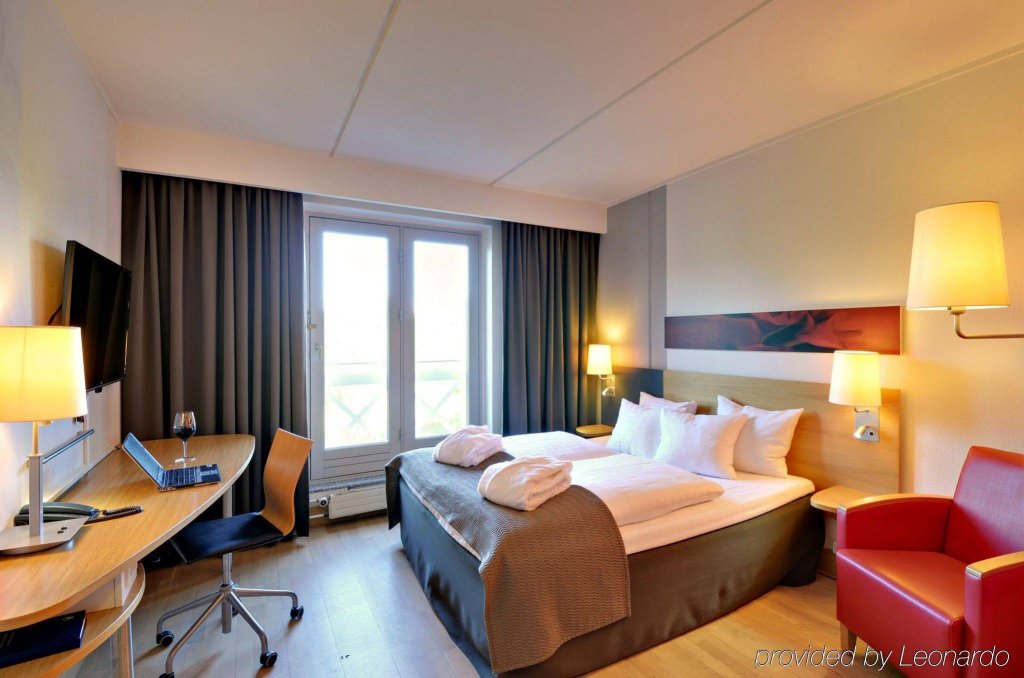 Фото отеля 2