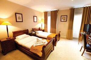 Angel & Royal Hotel (England, Lincolnshire County, High Road), hotel