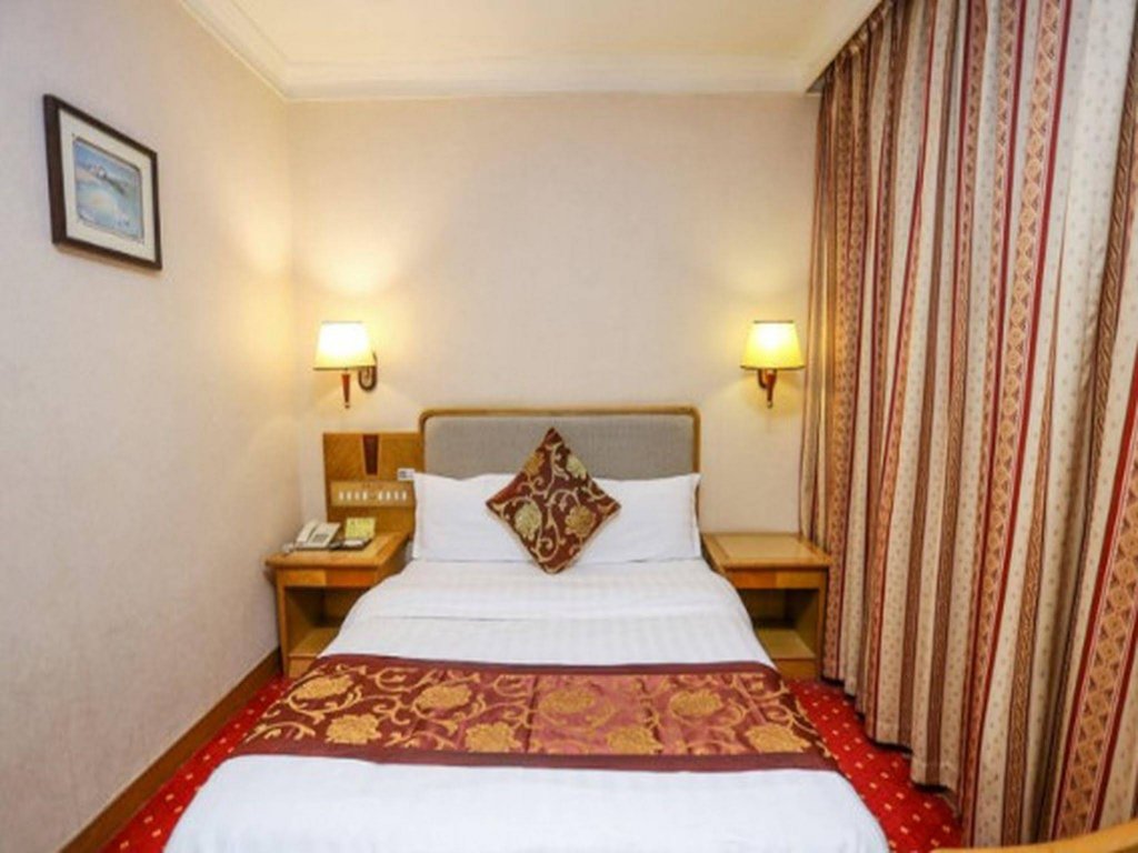 Фото New Asia Hotel