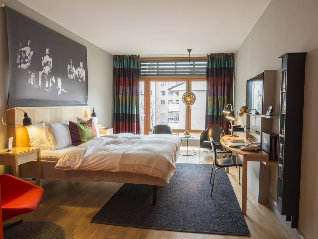 Фото Hotel Rival