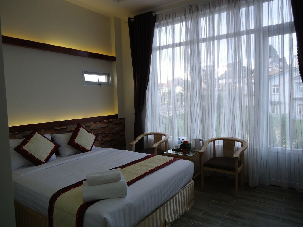 Hotel Tuk Hotel, Dalat, photo