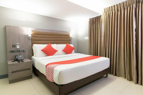 Гостиница Oyo 146 Solace Hotel