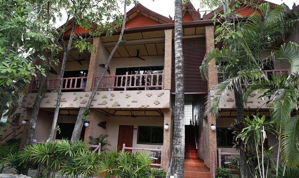 Фото Friendship Beach Resort & Atmanjai Wellness Centre