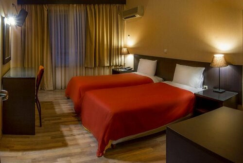 Внешний вид отеля John's Hotel в Халкисе, фото 5