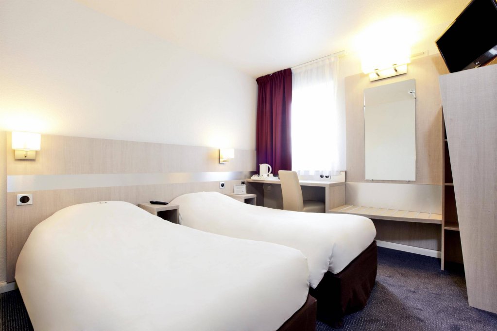 Фото Comfort Hotel Paris Porte D'Ivry