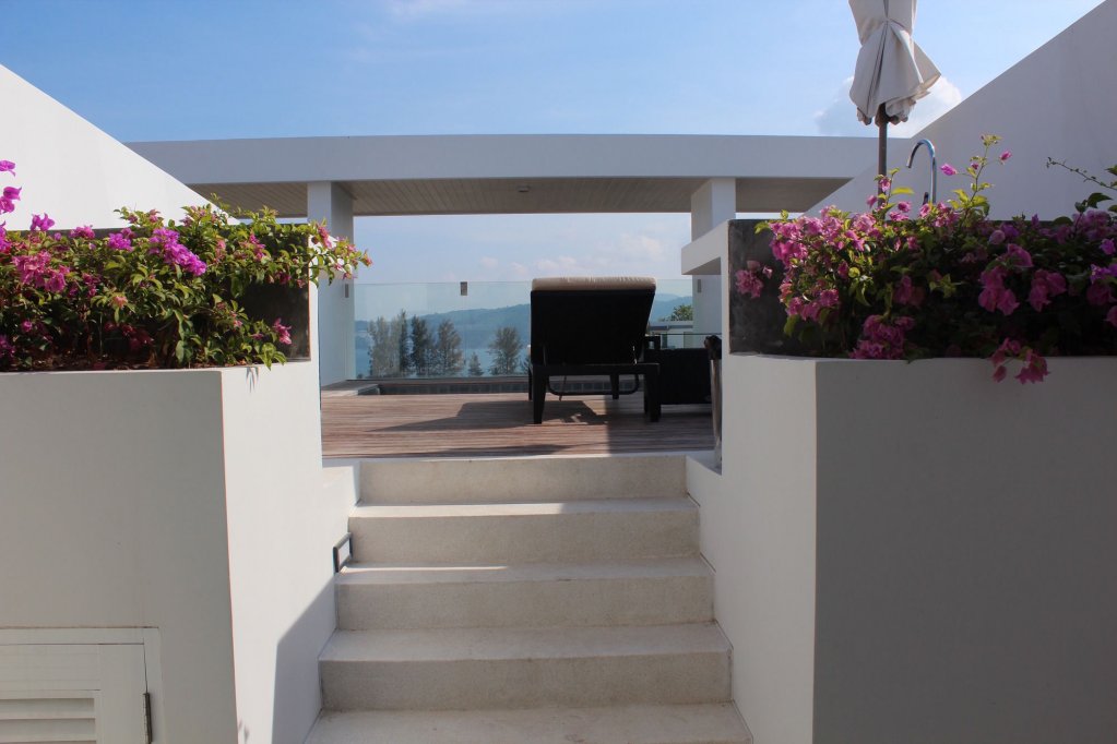 Фото Absolute Twin Sands Resort & SPA Patong