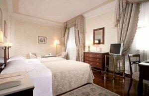 Гостиница Bettoja Hotel Mediterraneo