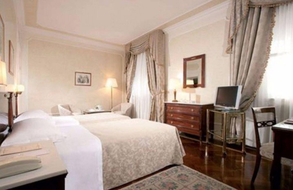 Фото Bettoja Hotel Mediterraneo