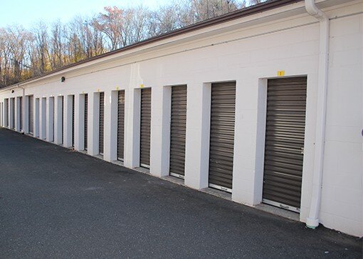 Warehouse services Vernon Storage, State of Connecticut, photo