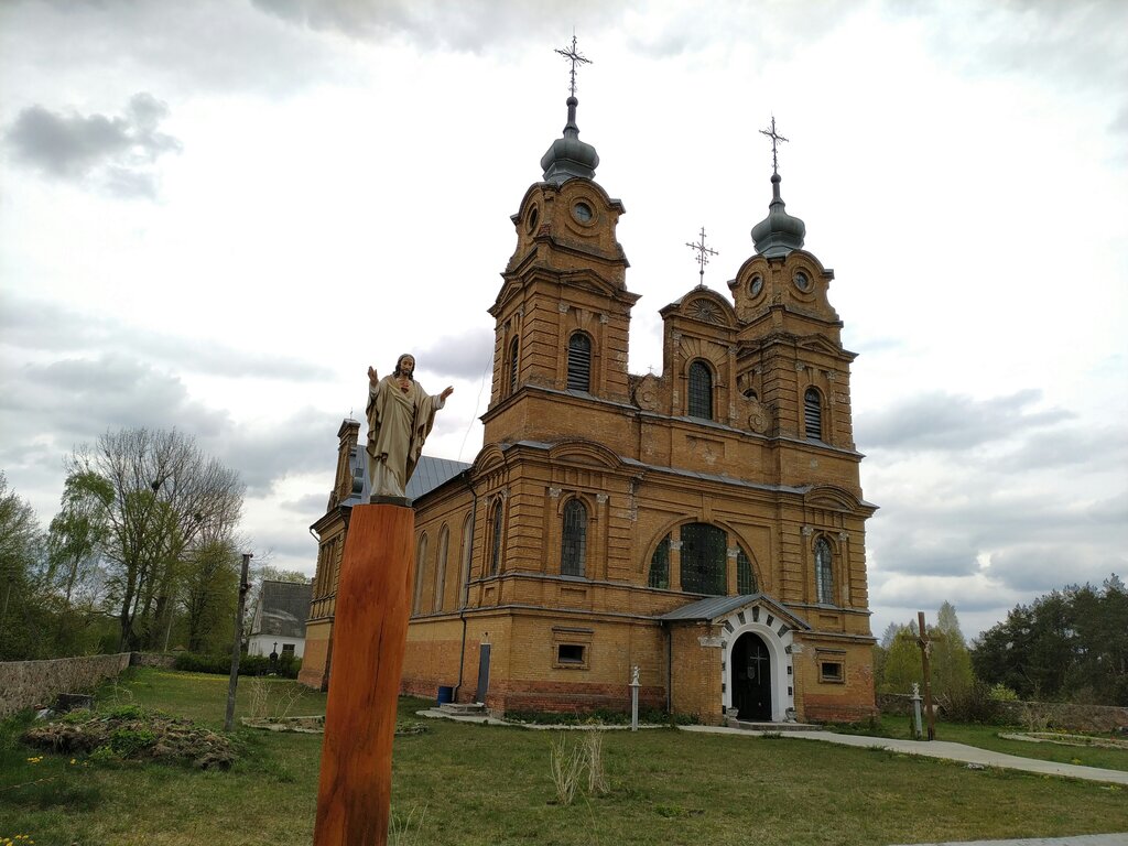 Католический храм Костёл Божьего Тела, Гродненская область, фото