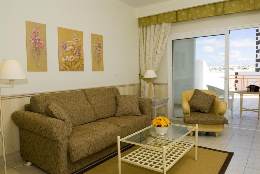 Фото Gran Castillo Tagoro Family & Fun Playa Blanca - All Inclusive