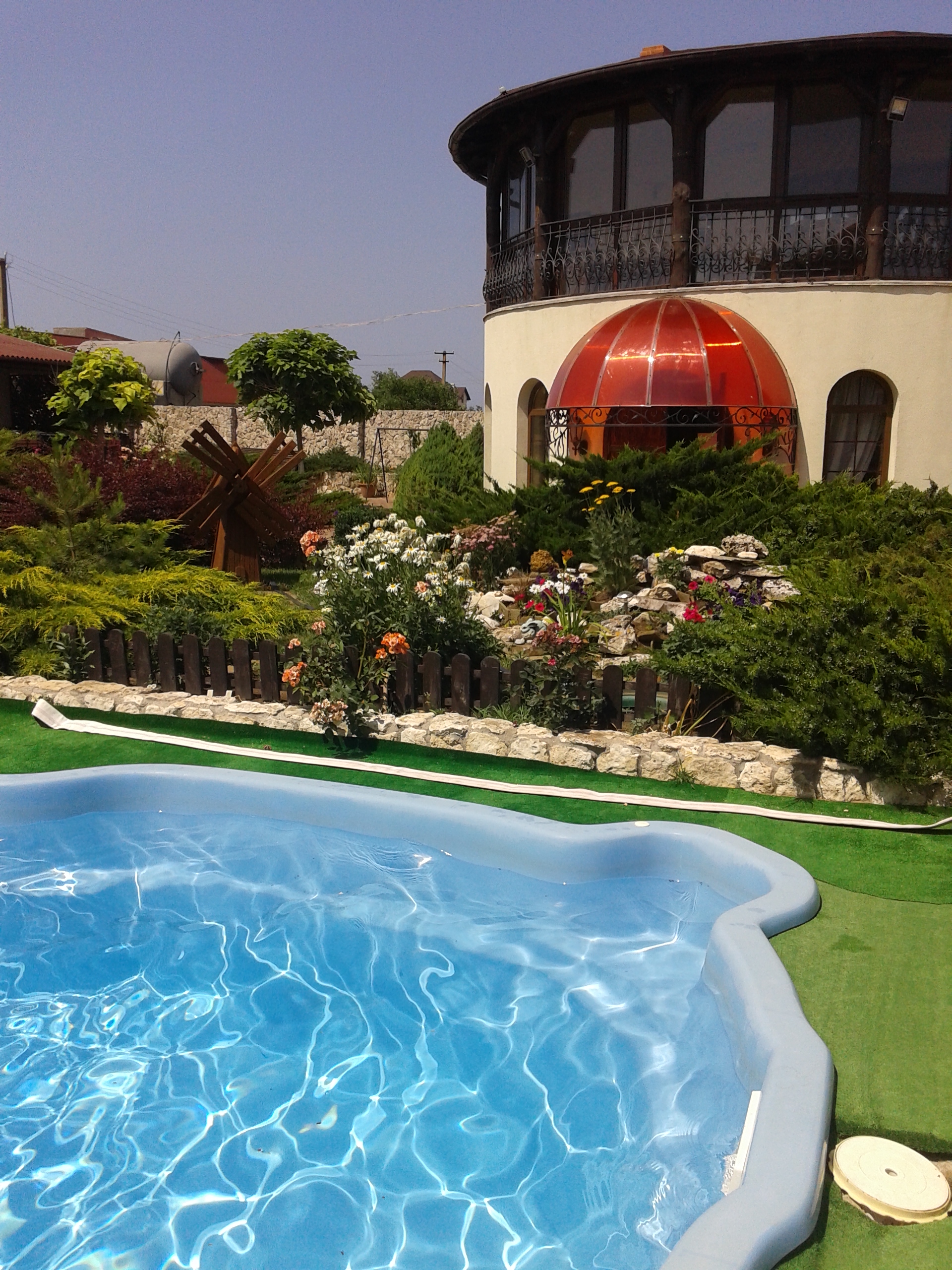 Фото отеля 1