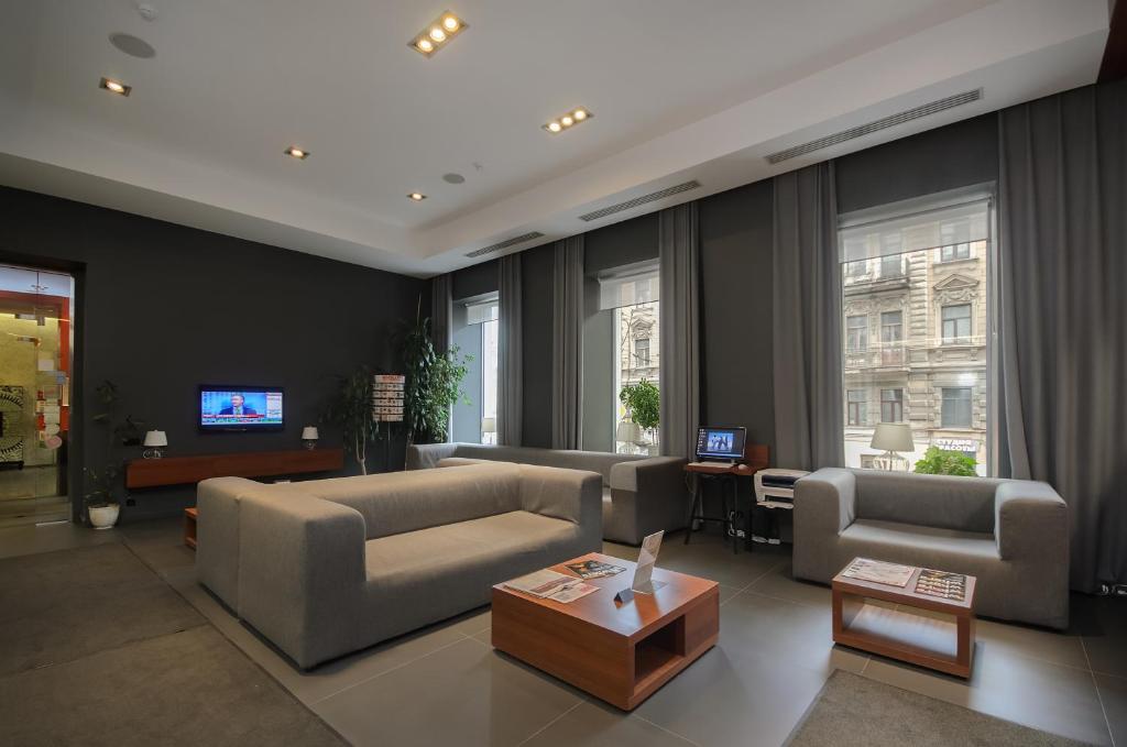 Фото Пятый угол