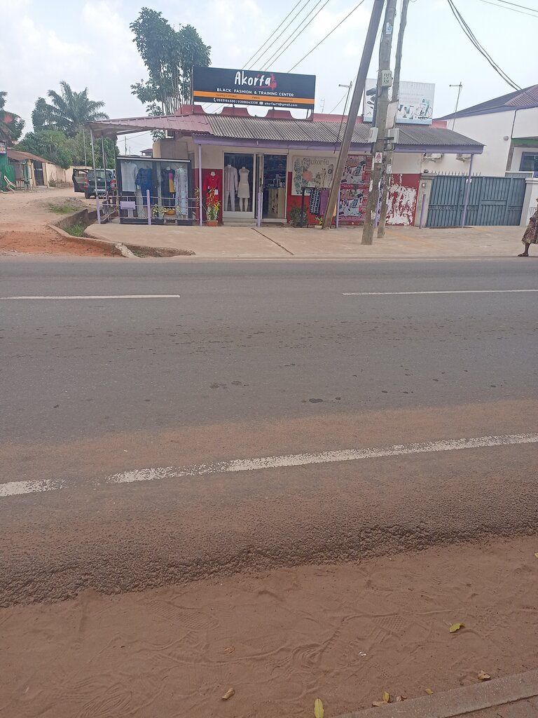 Clothing store Akorfa, Accra, photo