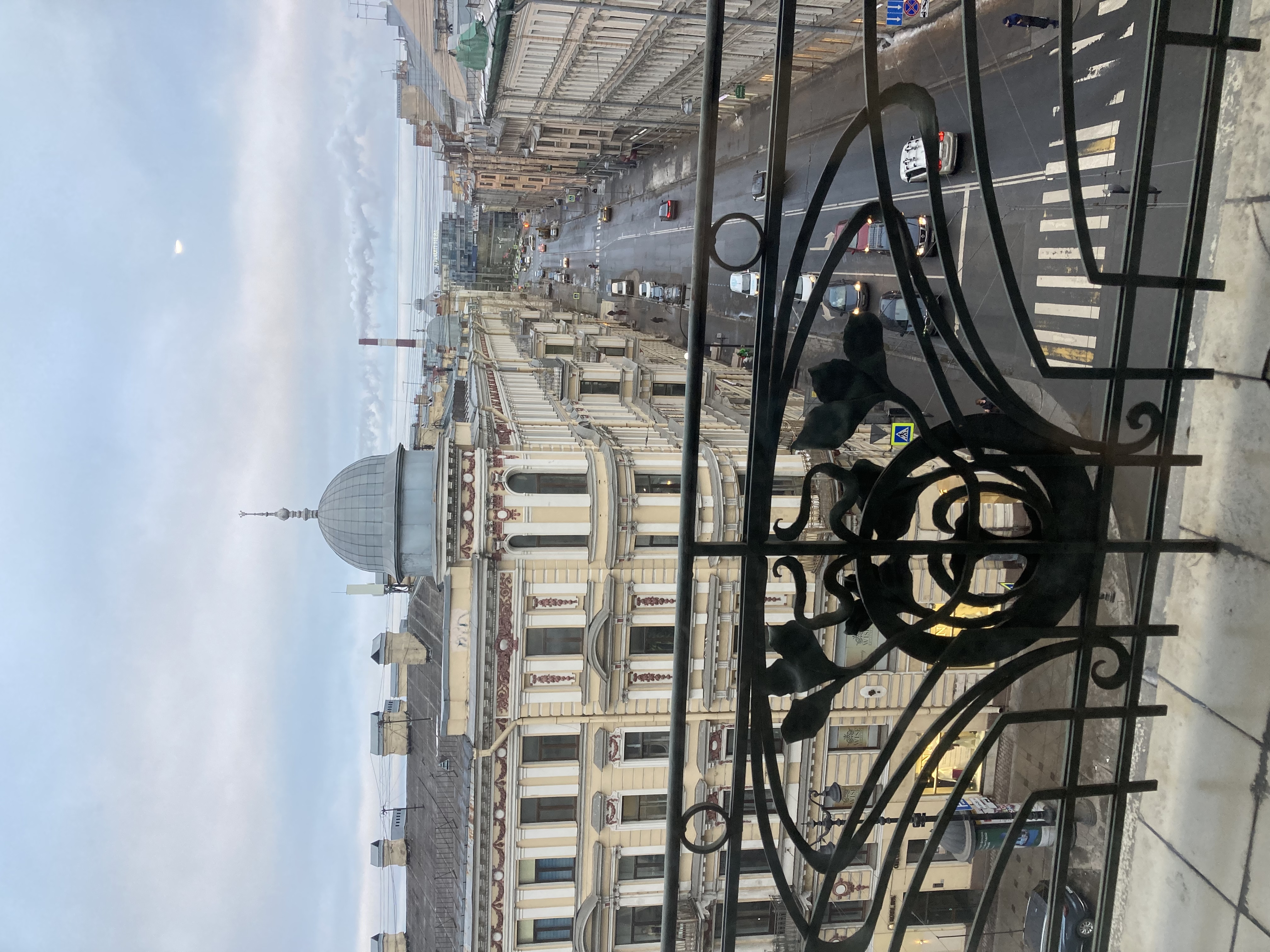 Фото Демократ на Невском 147