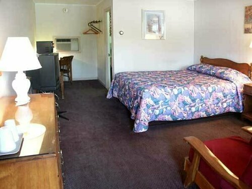 Гостиница Catamount Motel в Беннингтоне