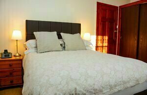 Гостиница Clarke Cottage Guest House в Данфермлине