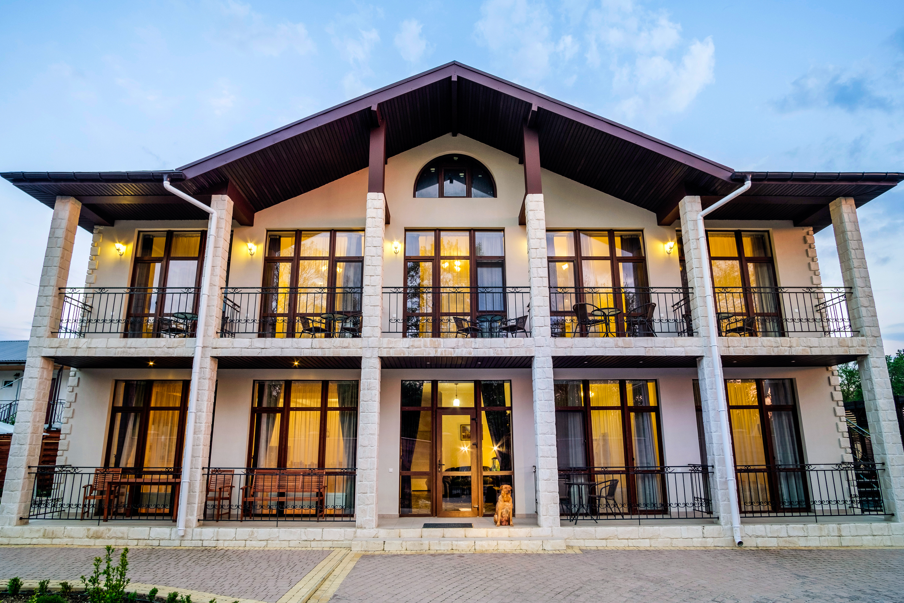 Фото отеля 1