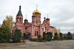 Церковь Илии Пророка в Изварине (д. Изварино, 4А), православный храм в Москве